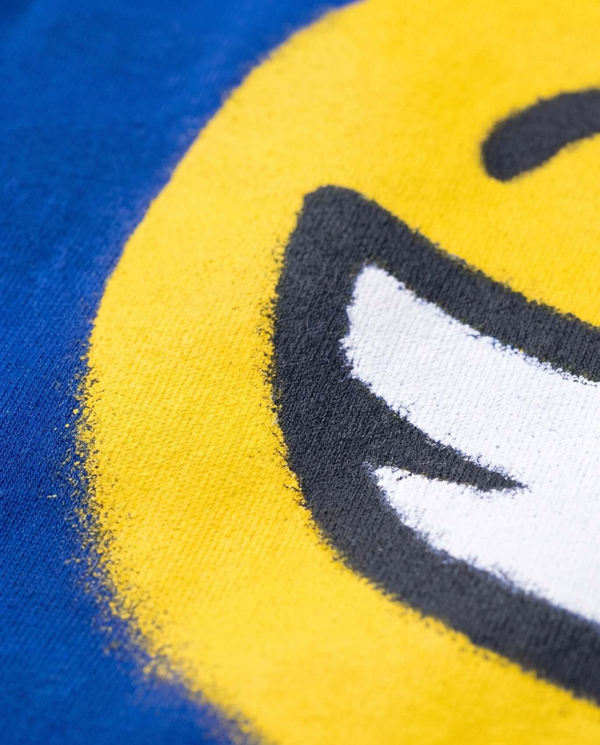 Keep Smiling Graphic Long Sleeve Tee