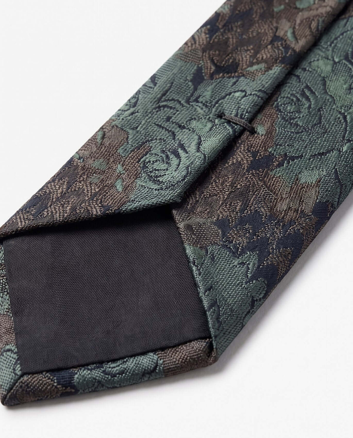 Rose Camo Tie