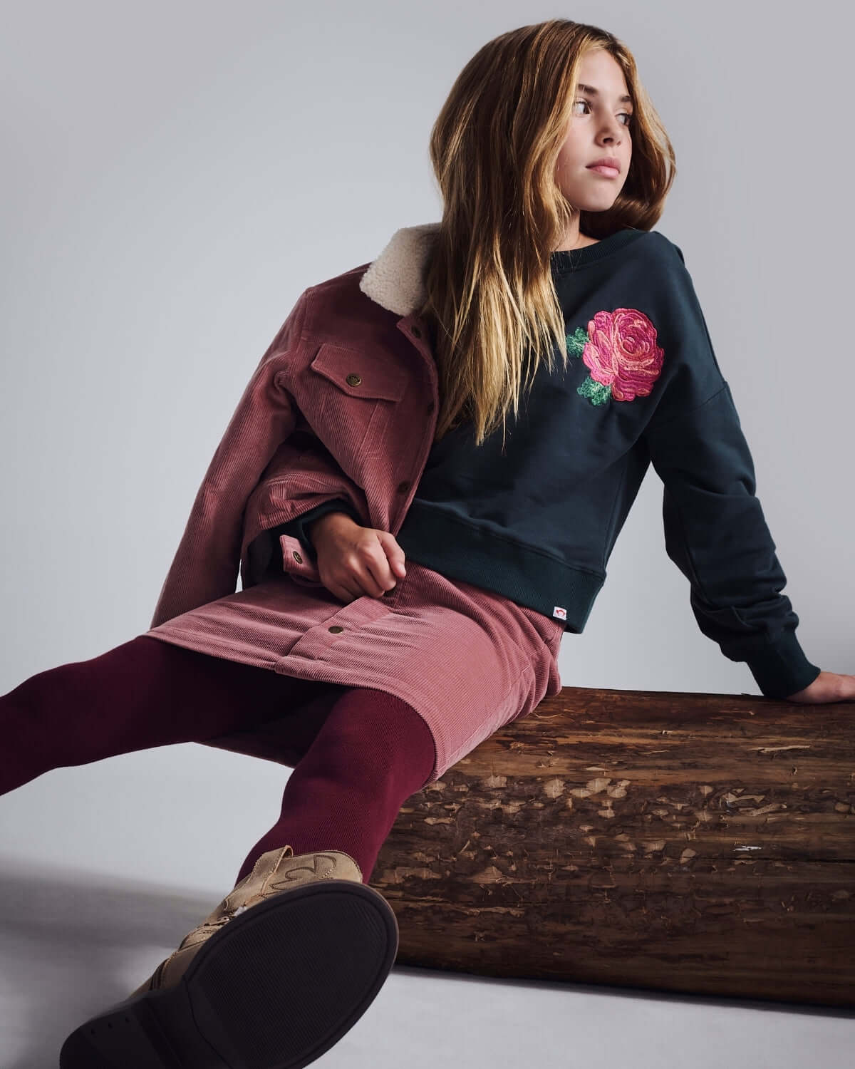 Rose Lisa Cropped Sweatshirt