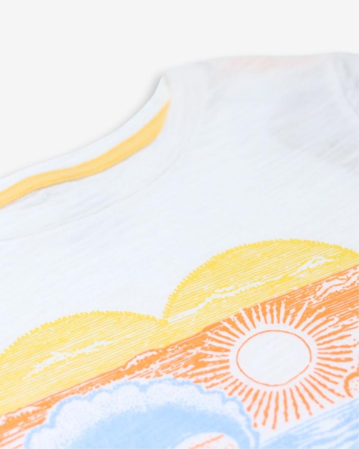 Beach Love Circle Tee